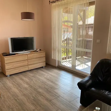 Nyaraló Dom Nad Jeziorem Charzykowy