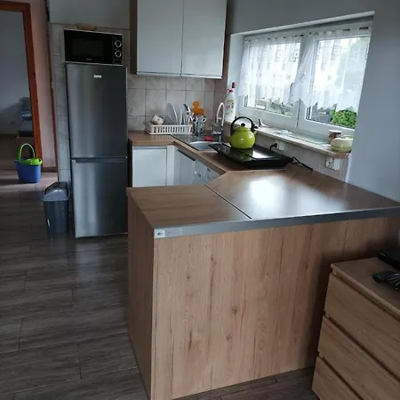 Dom Nad Jeziorem Nyaraló *